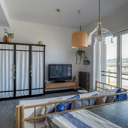 Primera Linea De Mar Loft Mediterraneo Apartment Gijon